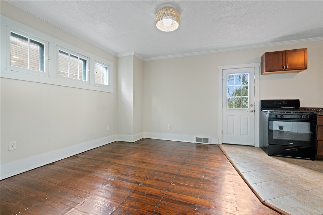 67 Semicir Street
