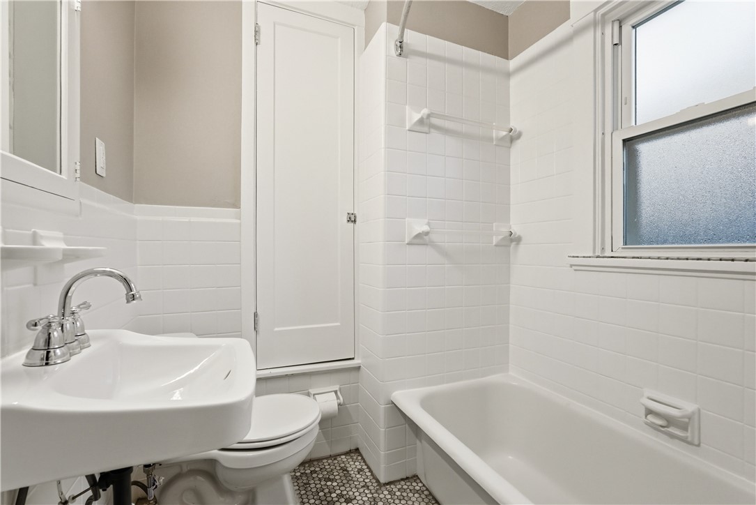 139 Poplar Dr