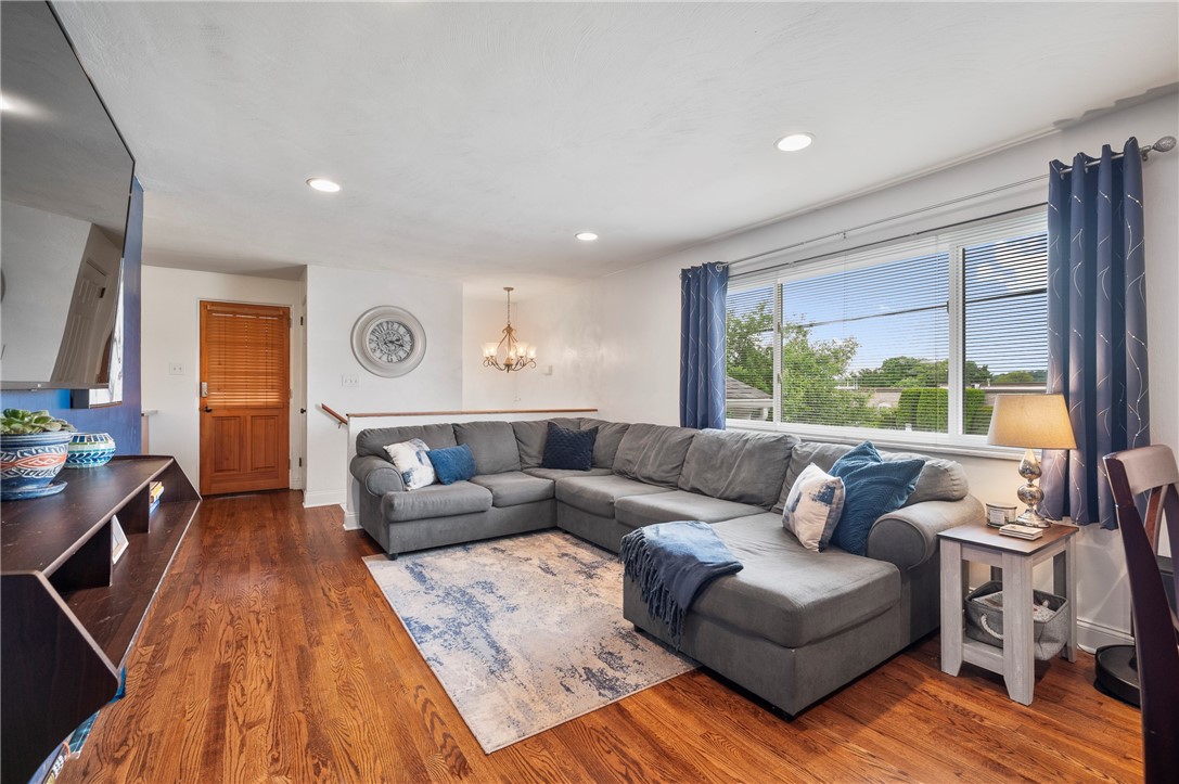 2739 Iowa Drive