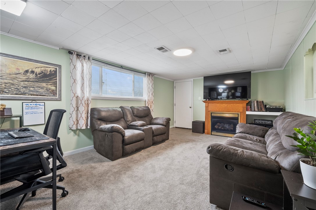 2739 Iowa Drive