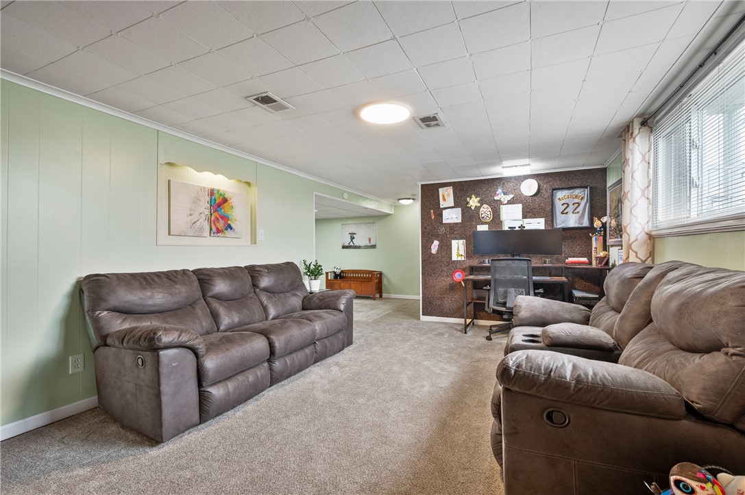 2739 Iowa Drive