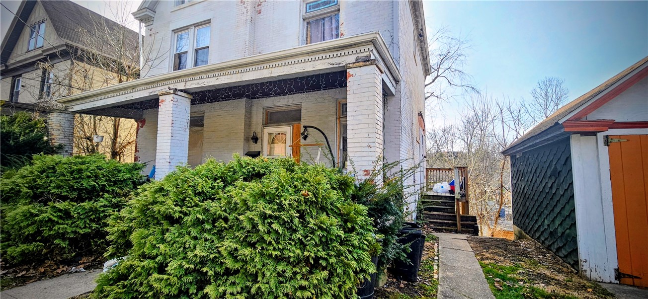 53 Carrick Ave