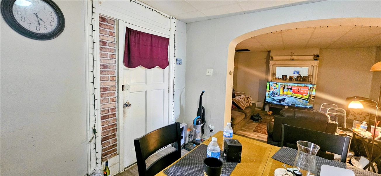 53 Carrick Ave