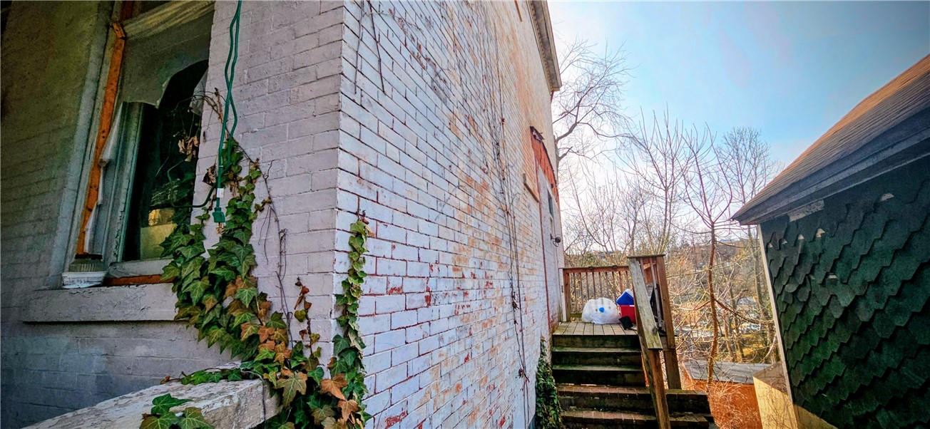 53 Carrick Ave