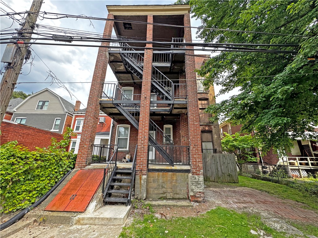 601 N Saint Clair St