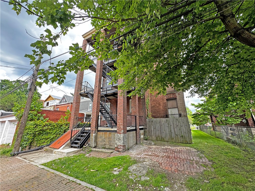 601 N Saint Clair St