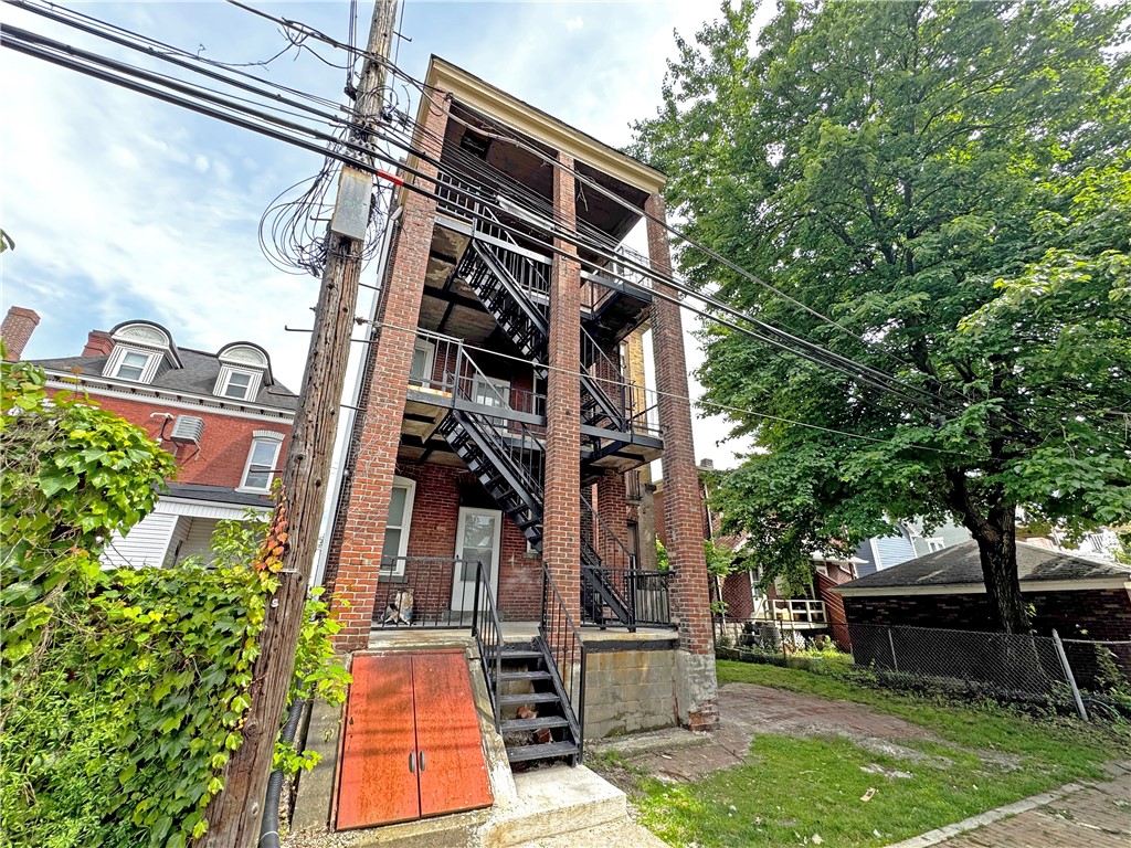 601 N Saint Clair St