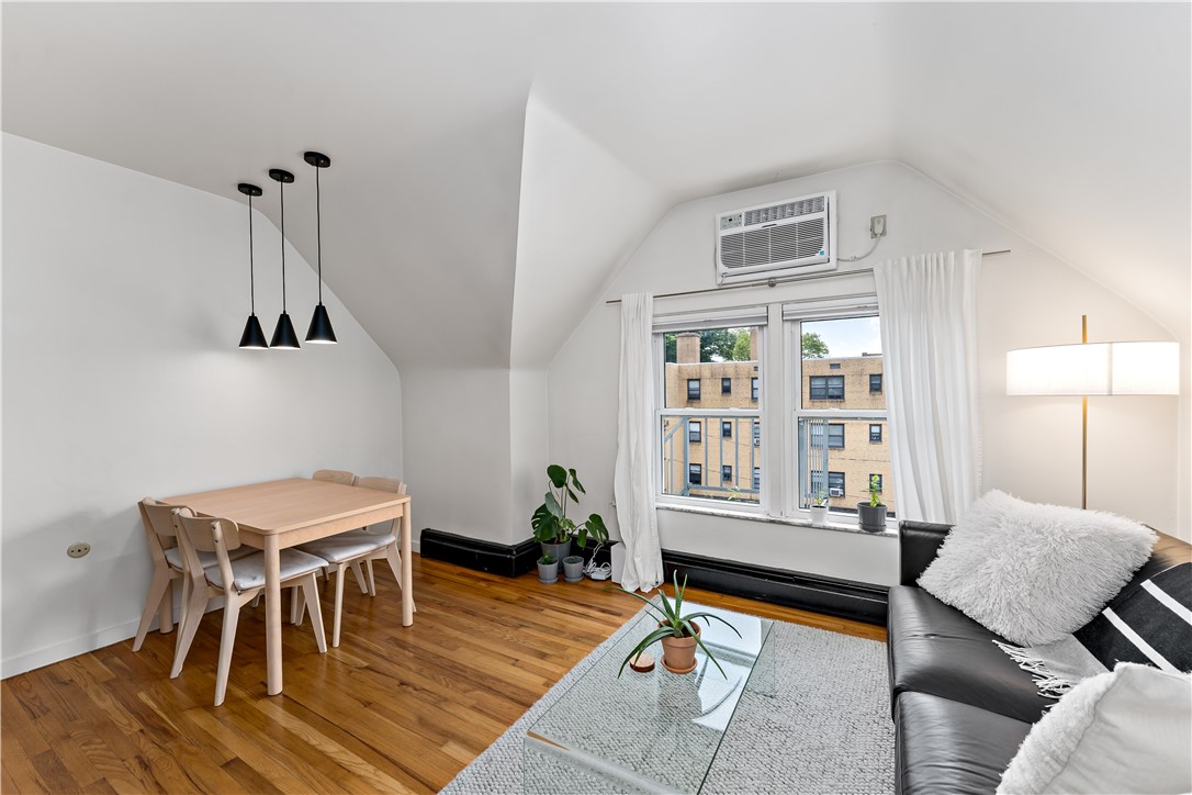 400 S Highland Ave 10