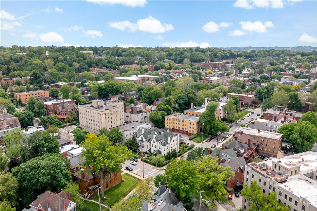 400 S Highland Ave 10