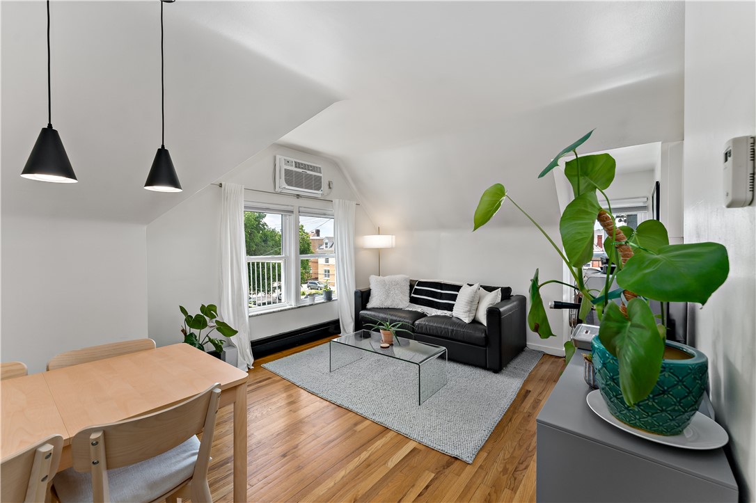 400 S Highland Ave 10