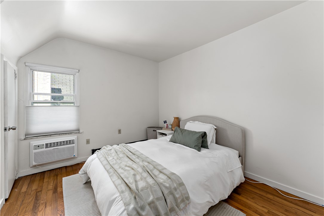 400 S Highland Ave 10