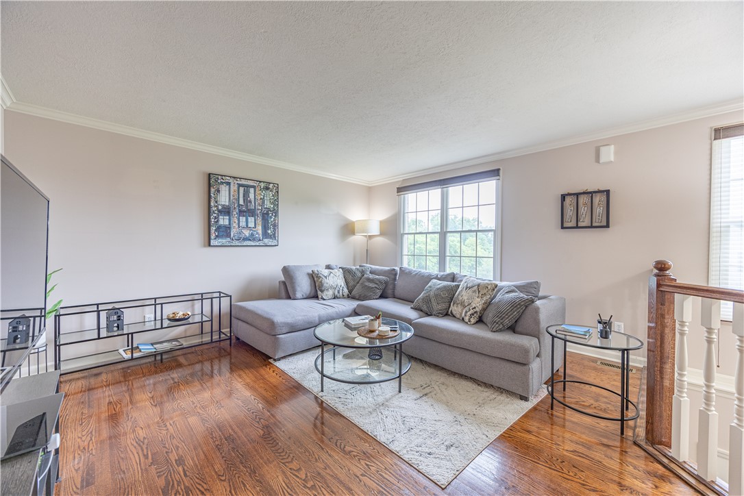 101 Castle View Dr
