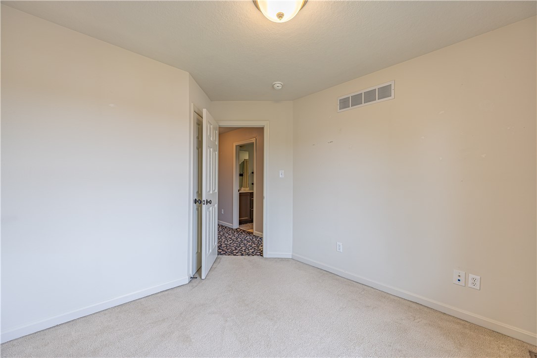 101 Castle View Dr