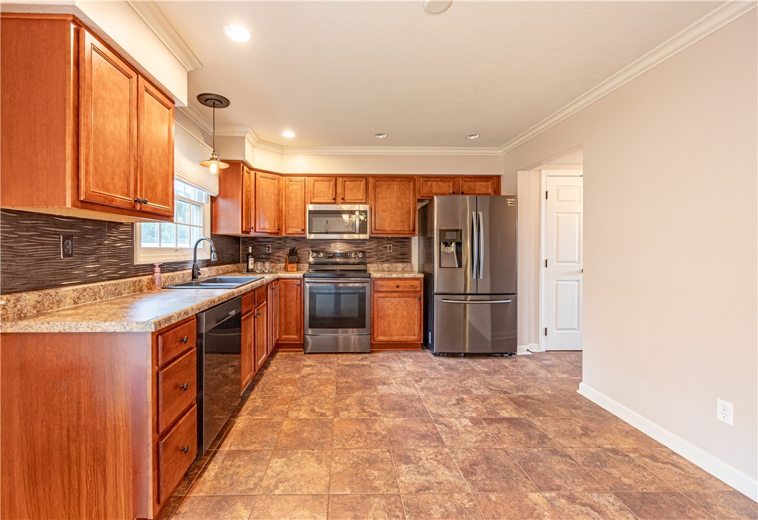 101 Castle View Dr