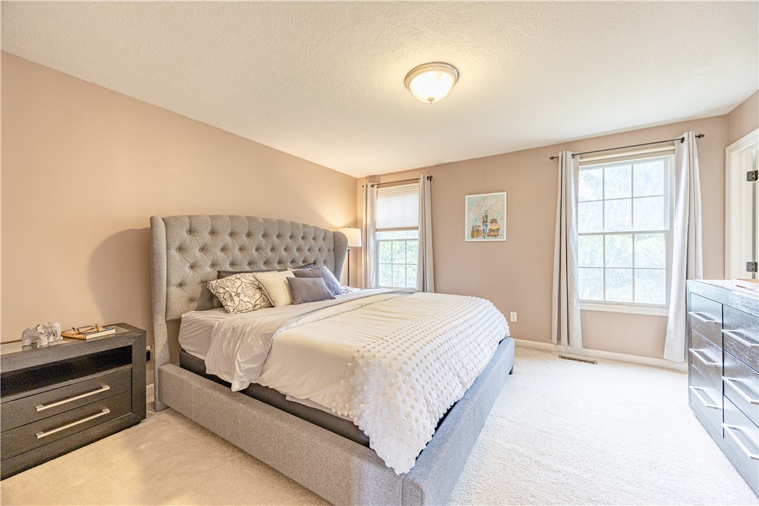 101 Castle View Dr