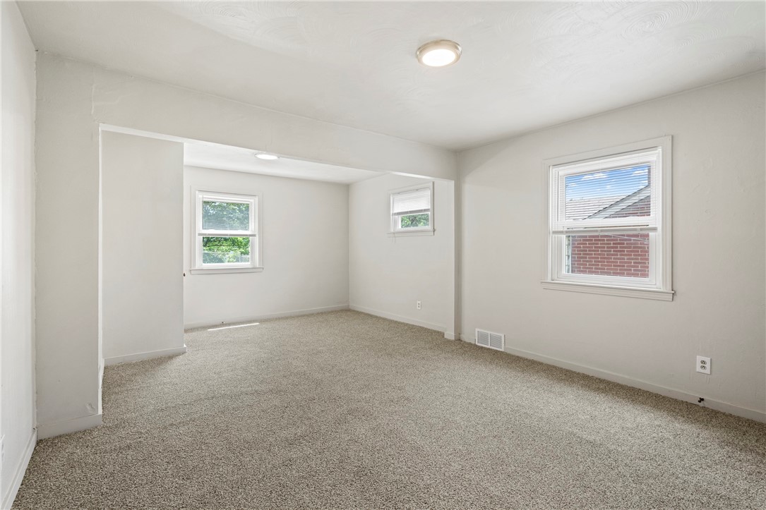 3377 W Prospect Ave