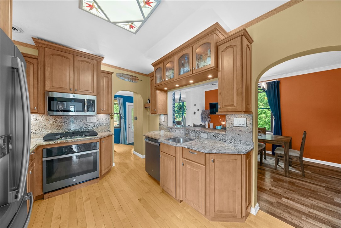 243 Churchill Rd