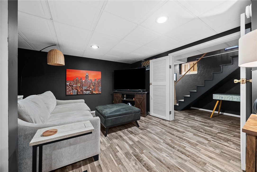 243 Churchill Rd