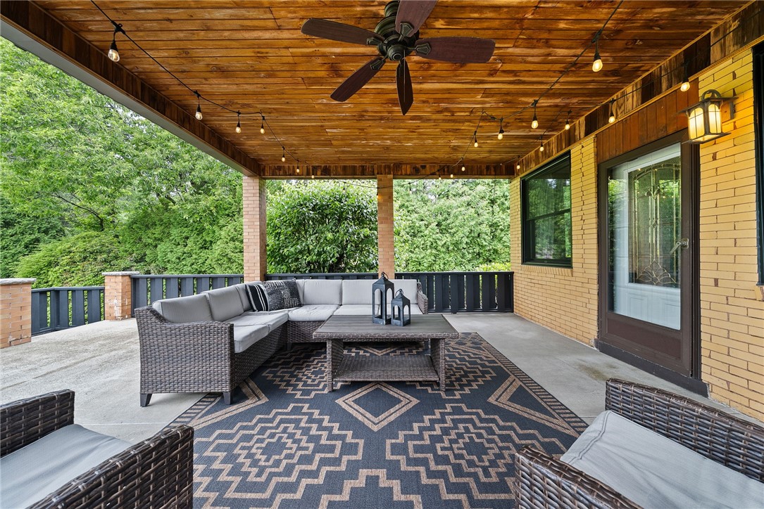 243 Churchill Rd