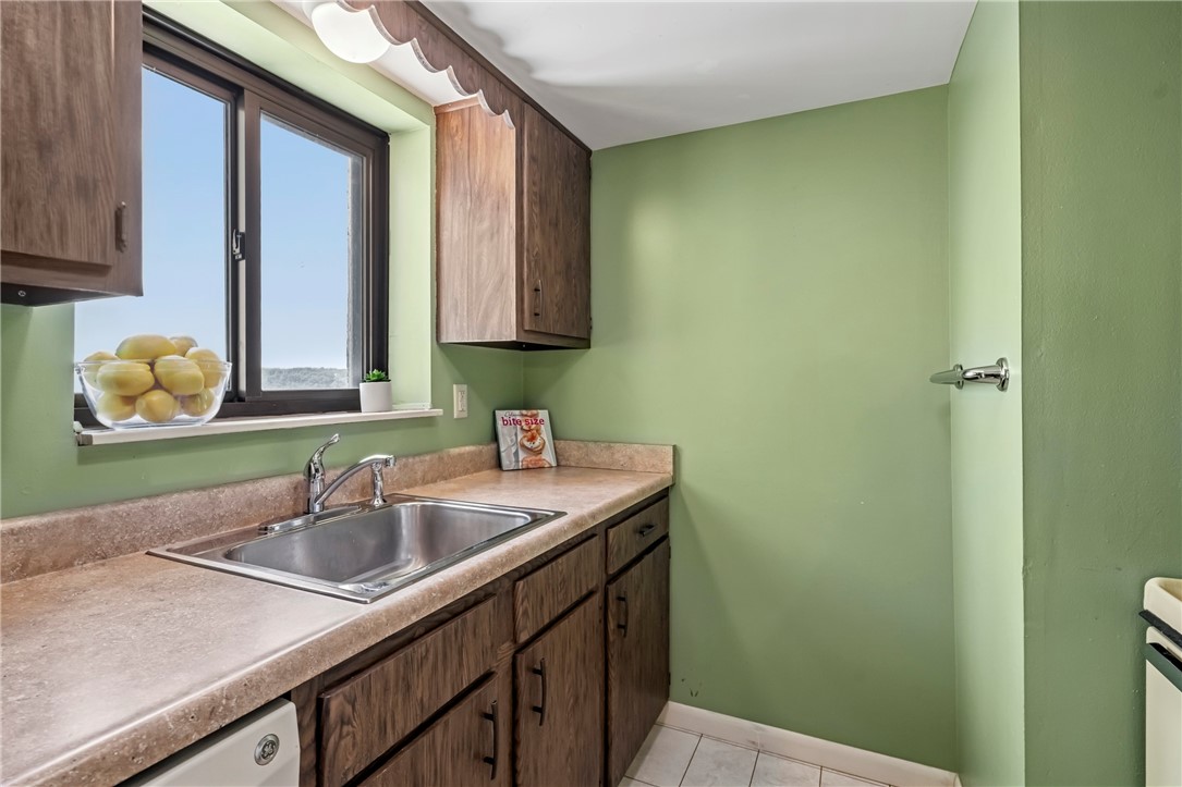 227 S Home Ave 602