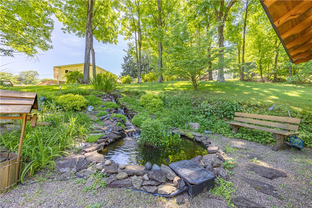 150 Maple Dr