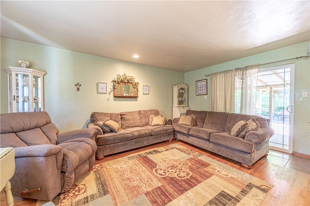 150 Maple Dr