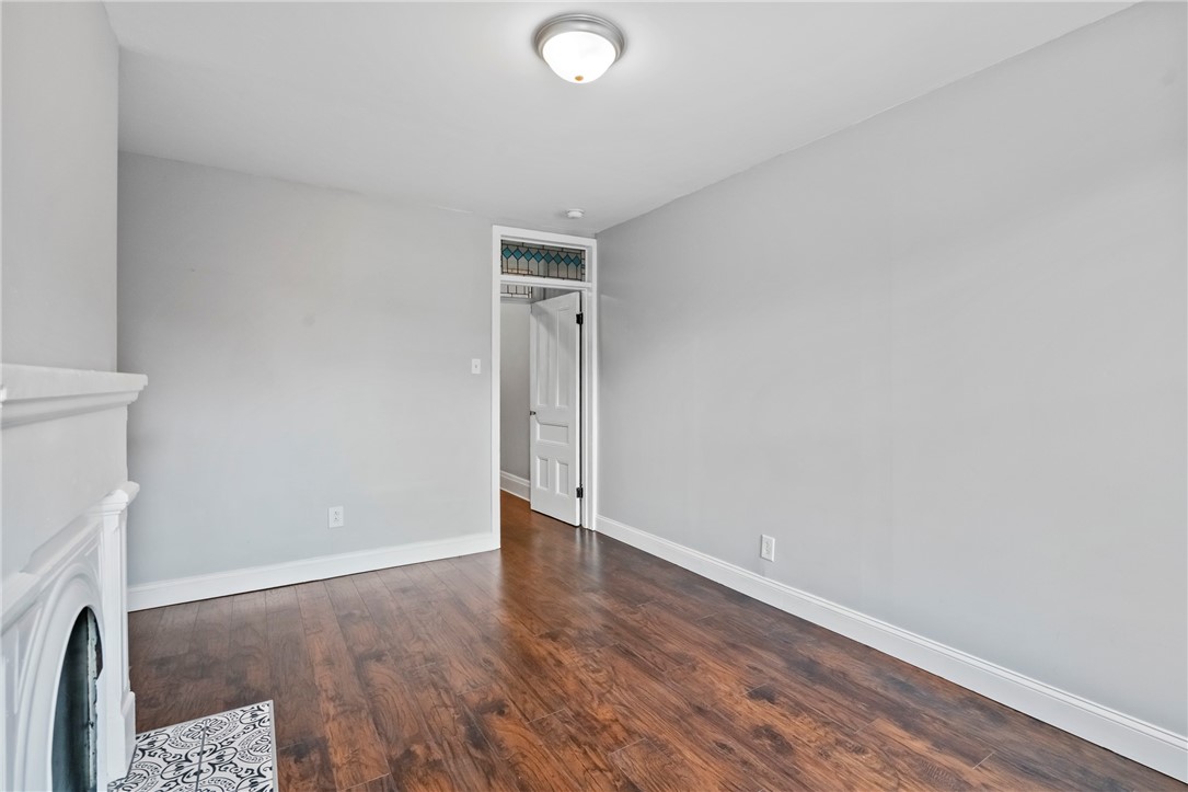 162 Locarna Way