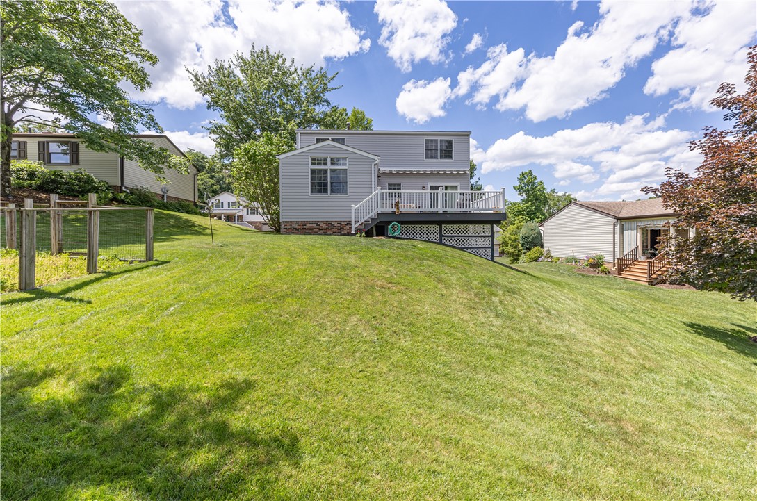 39 Forest Glen Dr