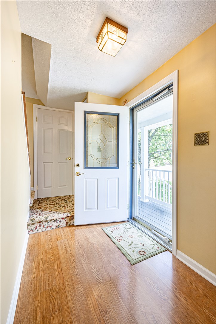 39 Forest Glen Dr