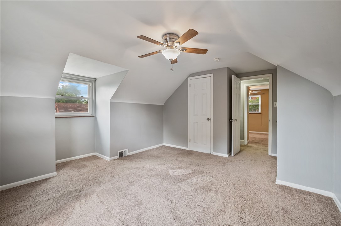 927 Edward Dr