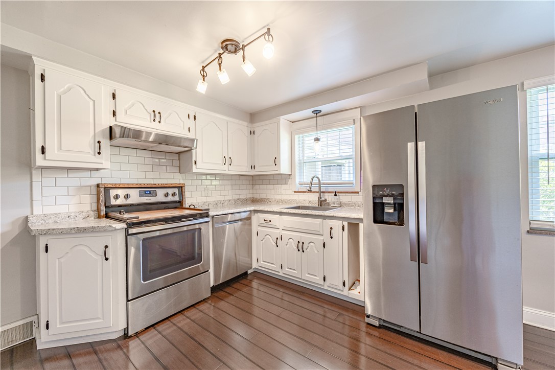 156 Mclaughlin Dr