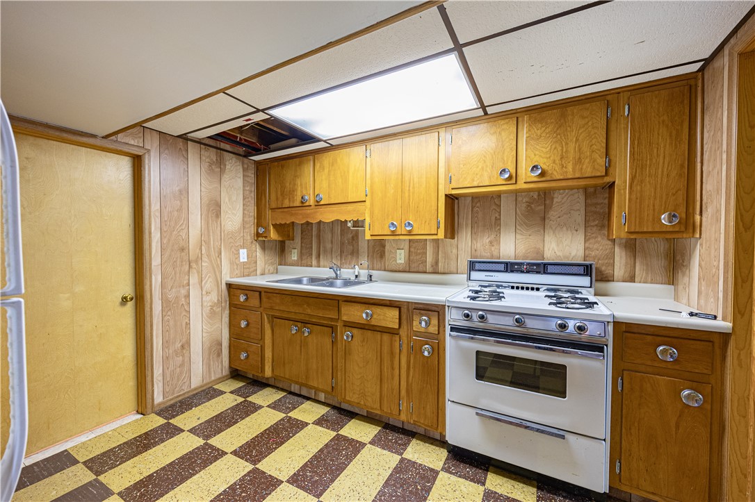 156 Mclaughlin Dr