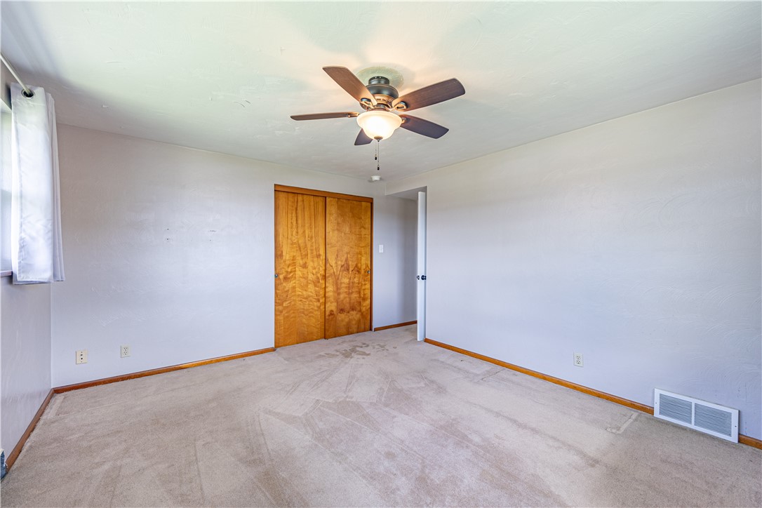 156 Mclaughlin Dr