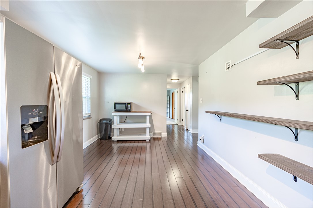 156 Mclaughlin Dr