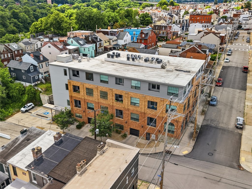 622 Gross Street 106