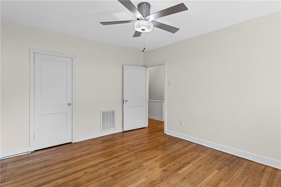 561 S Negley Ave 4