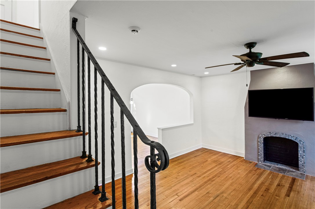 561 S Negley Ave 4