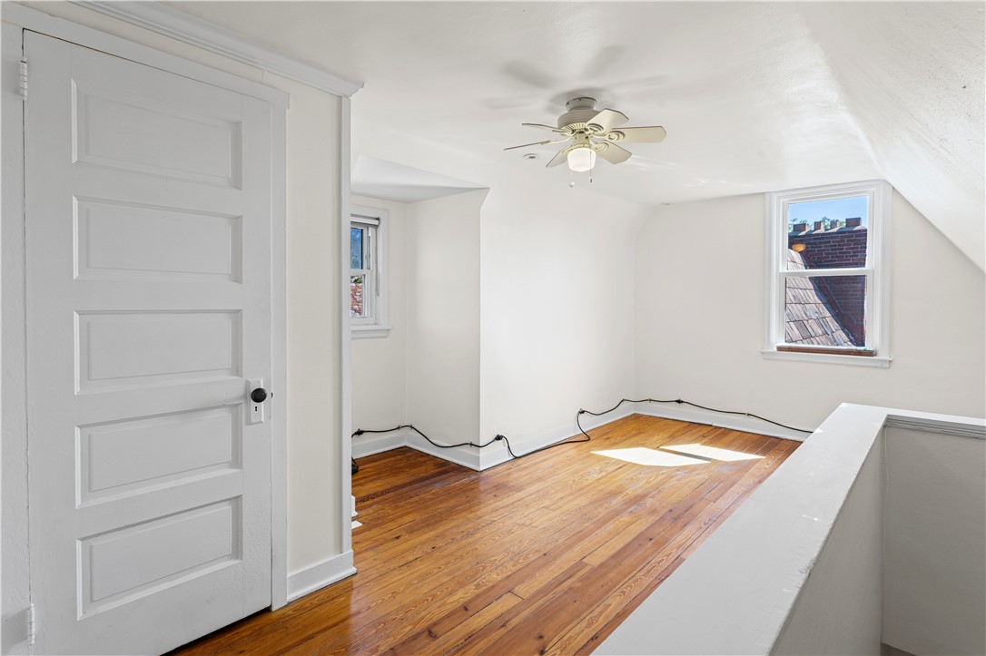 561 S Negley Ave 4