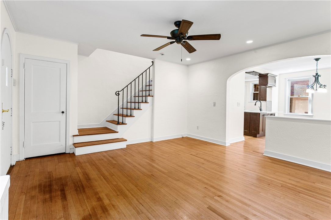 561 S Negley Ave 4