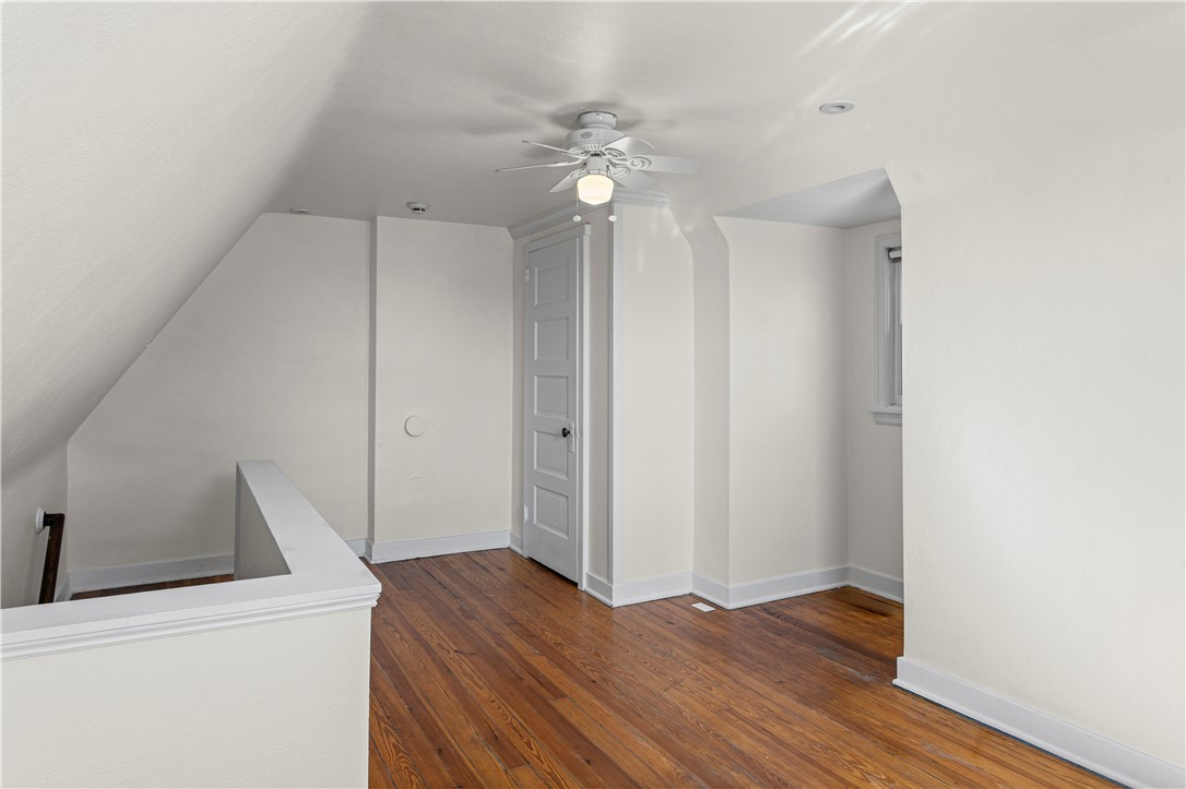 561 S Negley Ave 4