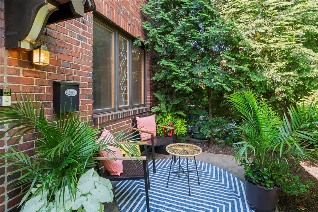 561 S Negley Ave 4