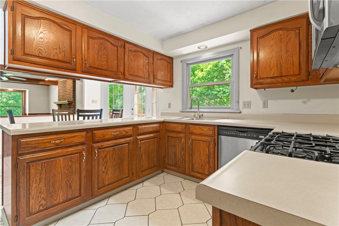 5848 Brian Dr