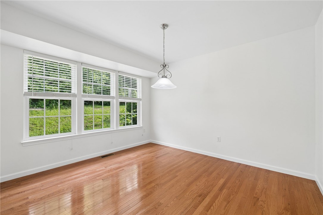 131 Bellefield Ct