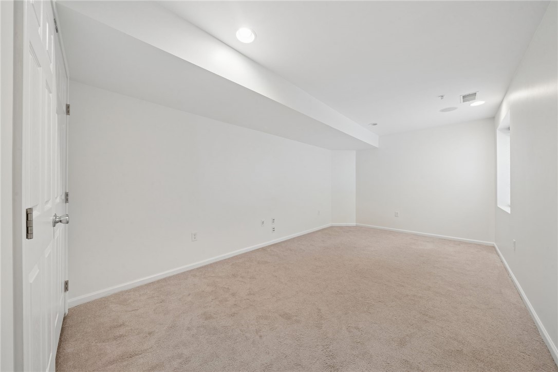 131 Bellefield Ct