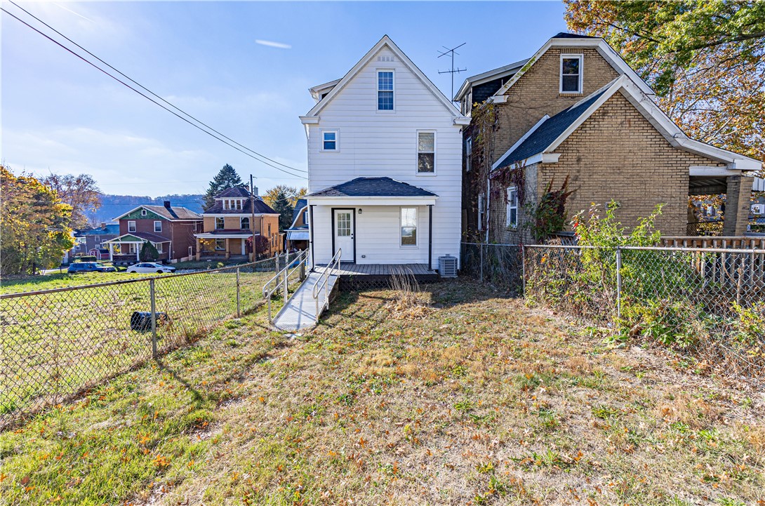 1312 Woodmont Avenue