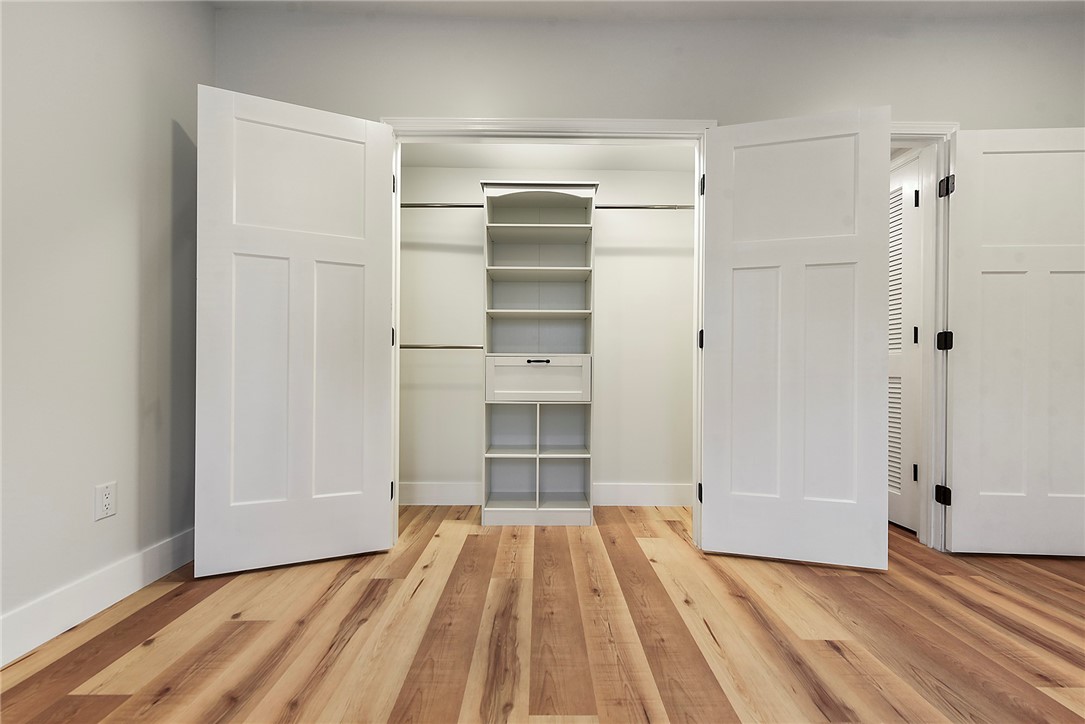 5412 Carnegie.