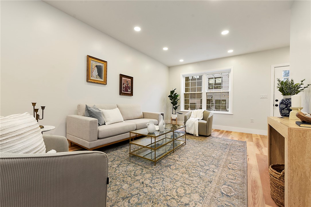 5412 Carnegie.