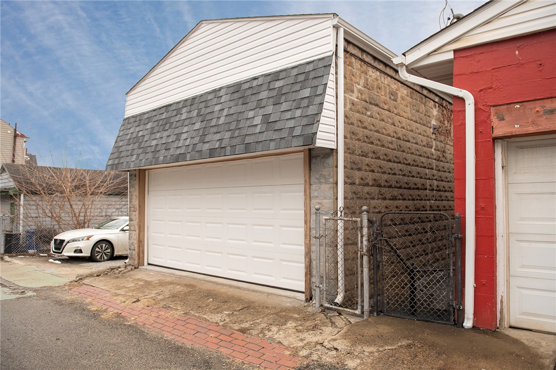 5412 Carnegie.