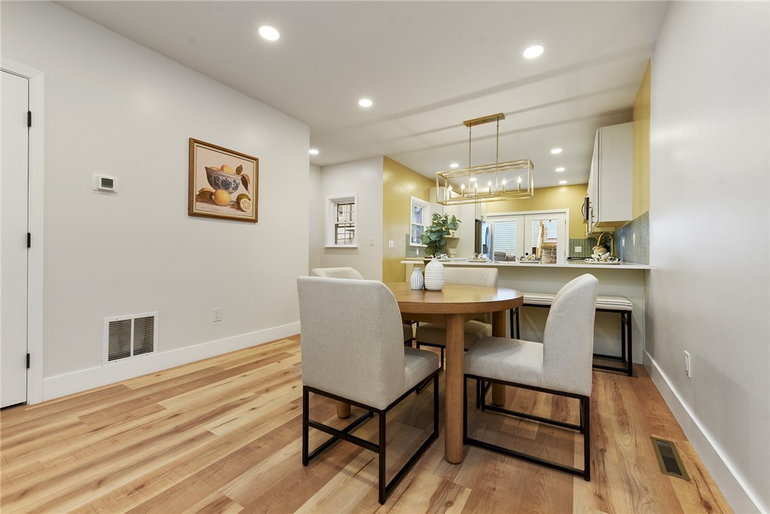 5412 Carnegie.