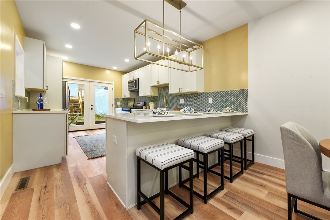 5412 Carnegie.